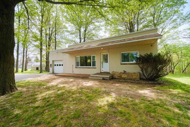16263 Cadillac Highway, Thompsonville, MI 49683
