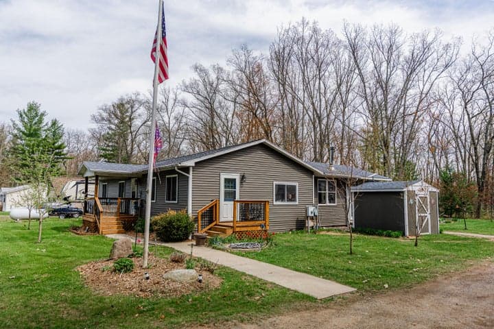 3878 W Wildwood Avenue, Bitely, MI 49309