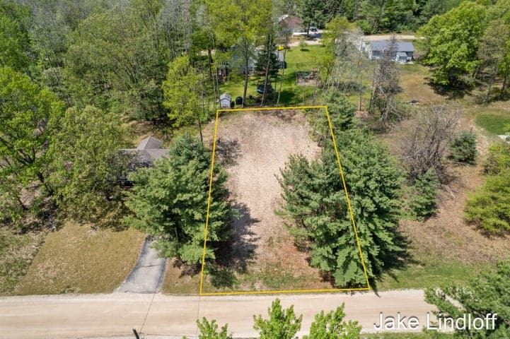 8383 Ontario Street, Stanwood, MI 49346