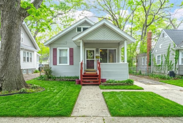 220 Farmdale Street, Ferndale, MI 48220