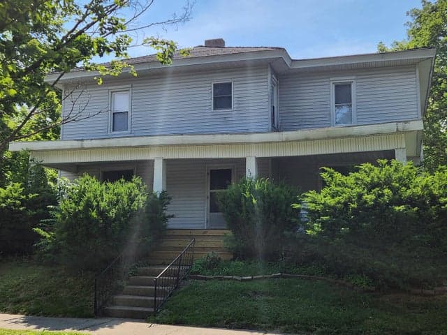 330 S Stewart Avenue, Big Rapids, MI 49307