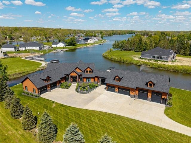8750 Dalton Road, Onsted, MI 49265