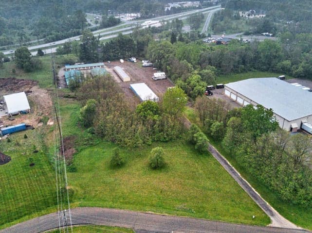 Photo 3