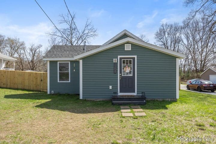 1204 Witham Road, Muskegon, MI 49445