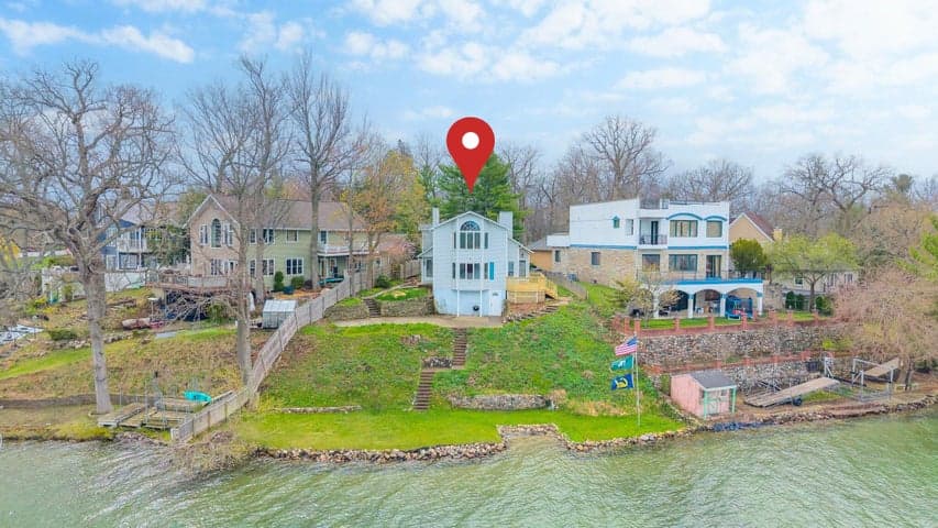 567 Breezy Bluff Street, Battle Creek, MI 49015