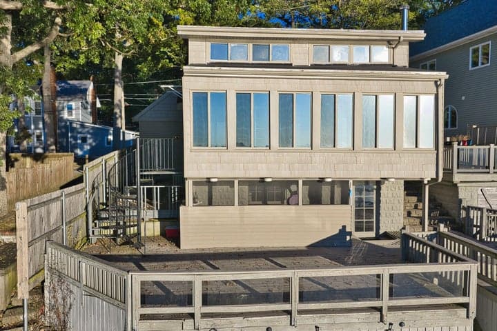 274 S Hawley Center Drive, Coldwater, MI 49036