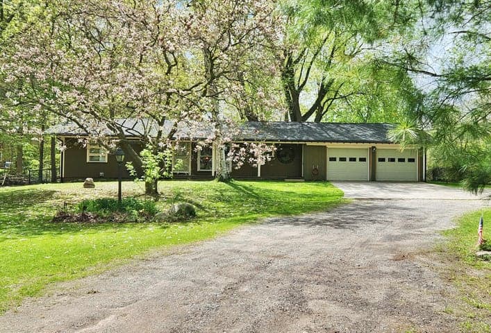 5034 W 48th Street, Fremont, MI 49412
