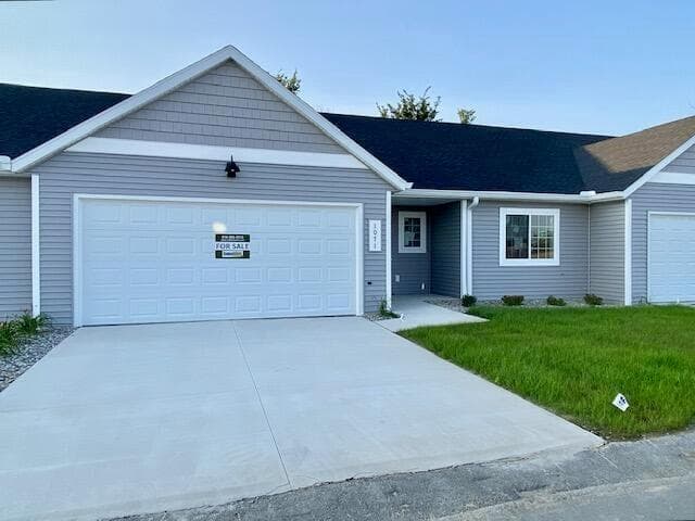 4281 Highpoint Drive 109, Wayland, MI 49348