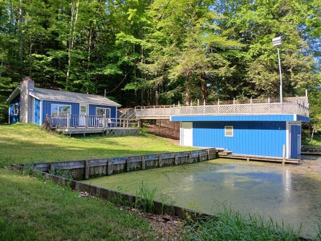 6149 N Loggers Lane, Ludington, MI 49431