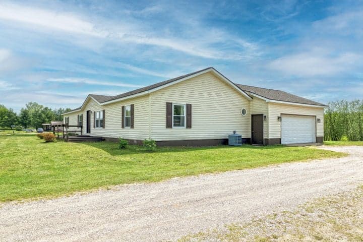 10815 S Hawkins Road, Reed City, MI 49677