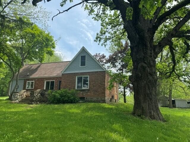 16683 Winters Road, Grass Lake, MI 49240