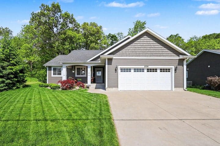 2006 Lake Avenue, Muskegon, MI 49445