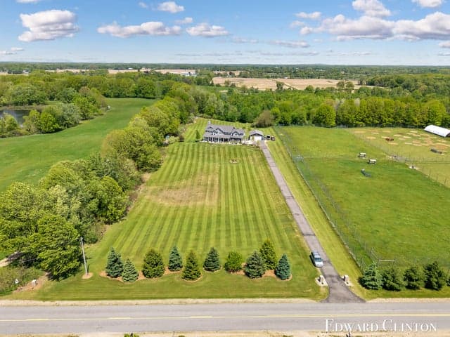 3486 W Kroman Road, Sheridan, MI 48884