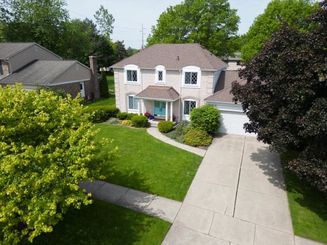 9639 N Canton Center Road, Plymouth, MI 48170