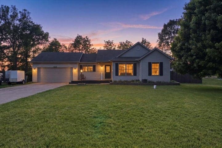 3030 Maplewood Street, Benton Harbor, MI 49022