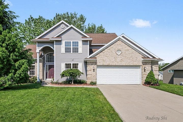 5495 Lilly Court, Wyoming, MI 49509