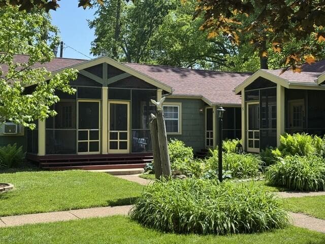 15657 Lakeshore Road 3, Union Pier, MI 49129