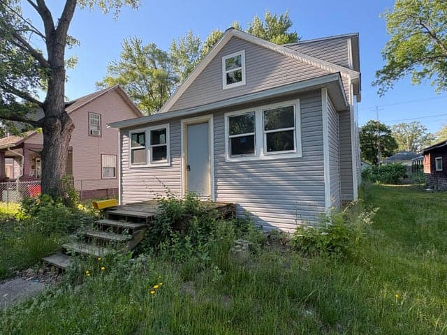 220 Parker Avenue, Benton Harbor, MI 49022