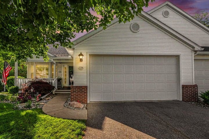 139 Eastman Court, Marshall, MI 49068
