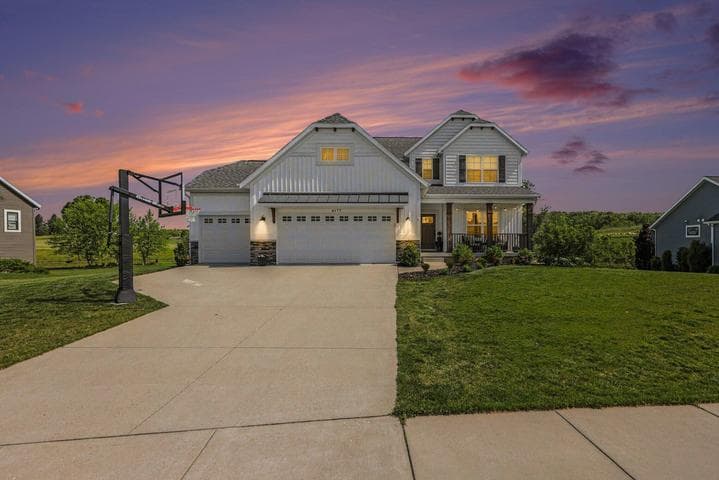 4177 Boulder View Drive NE, Belmont, MI 49306