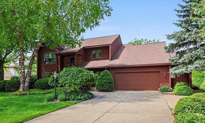 7417 Old Lantern Drive SE, Caledonia, MI 49316
