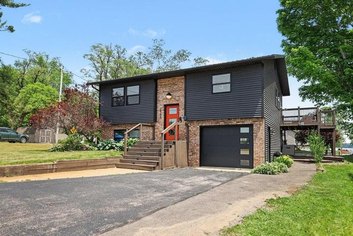 2865 S Patterson Road, Wayland, MI 49348