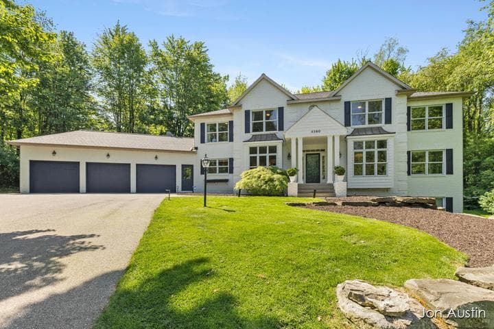 4380 Michigan Street NE, Grand Rapids, MI 49525