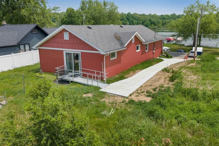69907 Sunset Boulevard, Union, MI 49130