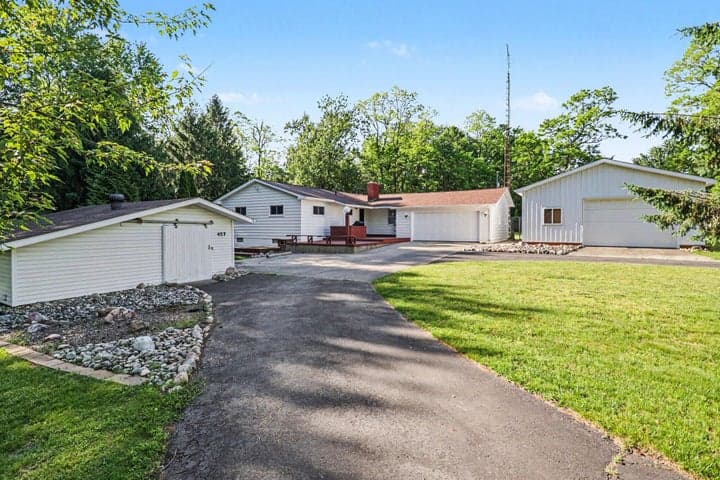 457 Hardwood Drive, Coldwater, MI 49036