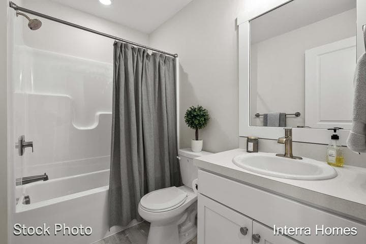 Photo 4