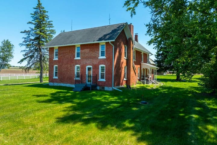 26107 Beeson Street, Cassopolis, MI 49031