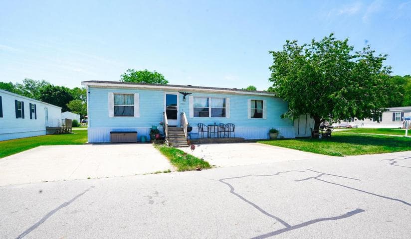 12865 Yost Street, Wayland, MI 49348
