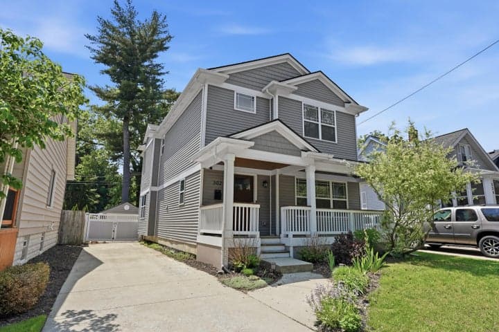 302 Dewey Street, Royal Oak, MI 48067