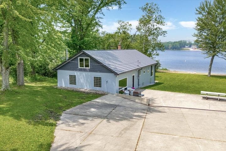 13754 45th Street, Bloomingdale, MI 49026