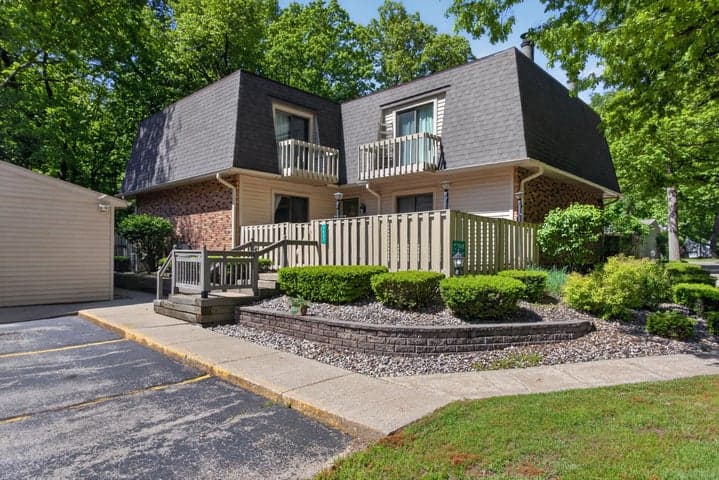 7047 Mckay Road, Jackson, MI 49201