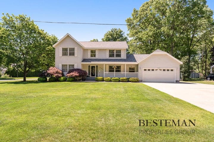 2023 Filonow Drive, Muskegon, MI 49444