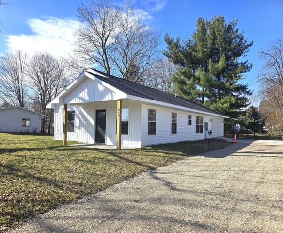 517 E State Road, Hastings, MI 49058