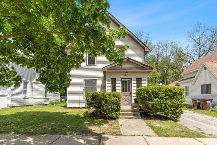 124 Woodward Avenue, Big Rapids, MI 49307