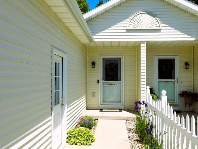 1774 Pine Ridge Drive, Manistee, MI 49660