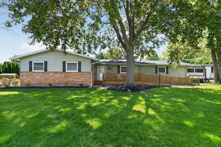 3129 Happy Valley Road, Jackson, MI 49203