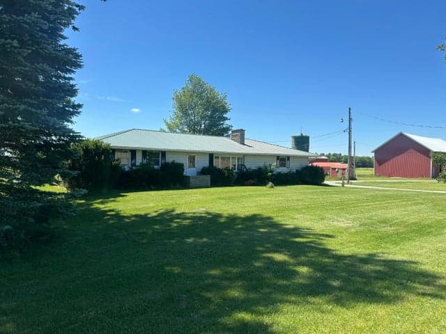 2416 Aldrich Road, Tekonsha, MI 49092