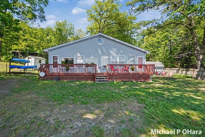818 W Wells Street, White Cloud, MI 49349