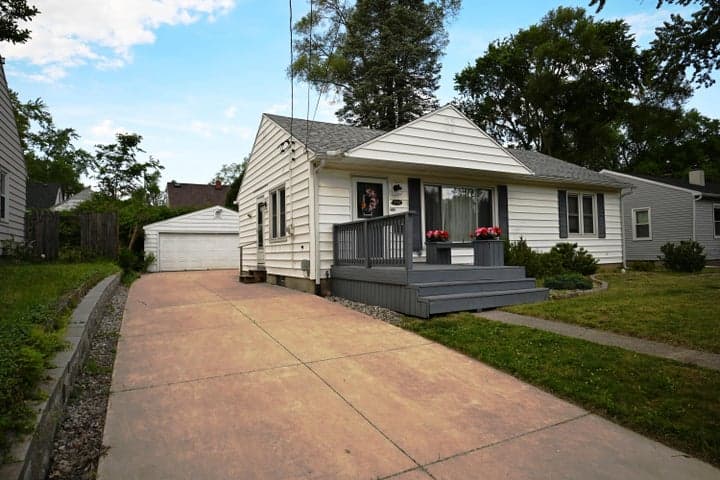 Photo 4