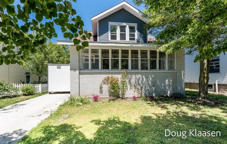 67 W 18th Street, Holland, MI 49423