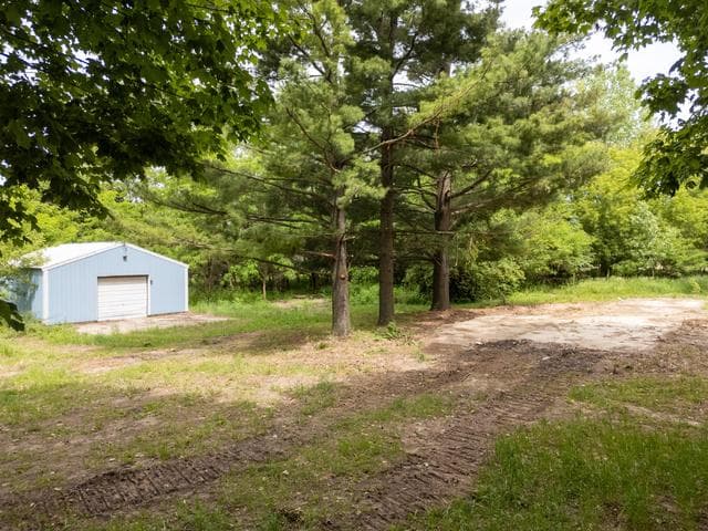 41756 24th Street, Bloomingdale, MI 49026