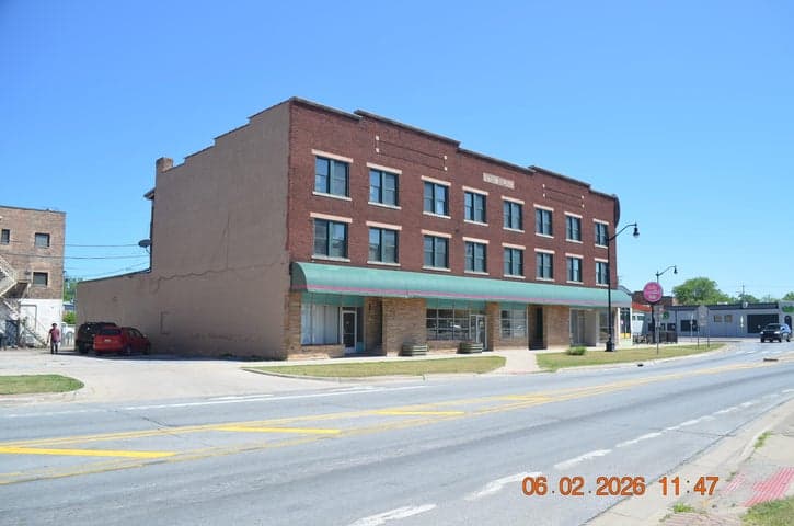 Photo 3