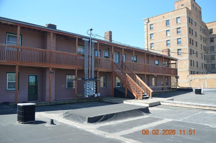 Photo 4