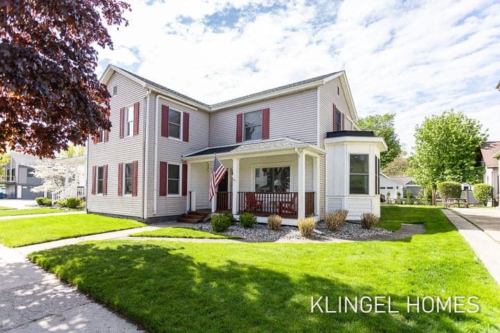 308 Franklin Street, Grand Haven, MI 49417