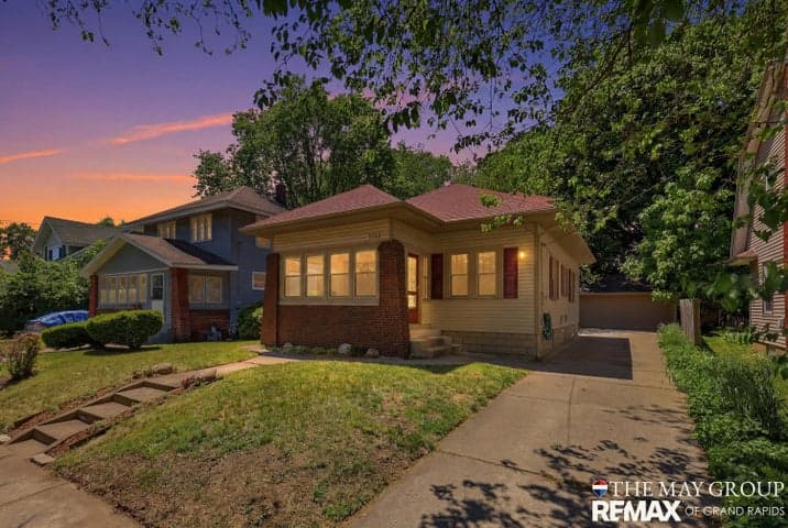 1741 Godwin Avenue SE, Grand Rapids, MI 49507