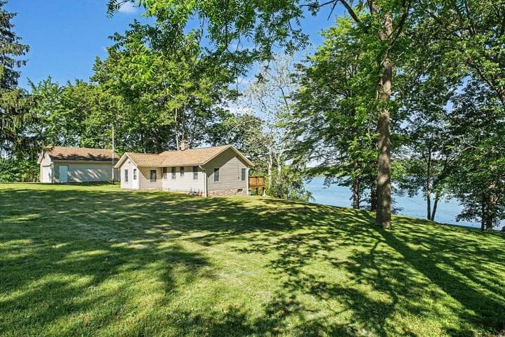14516 Lilly Lake Drive, Jones, MI 49061